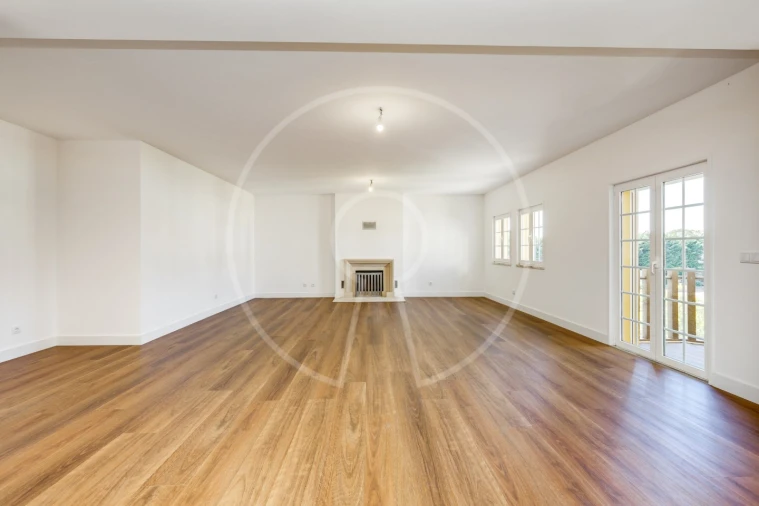 Apartamento T4 para Venda em Santa Maria e São Miguel, São Martinho, São Pedro Penaferrim Foto 7