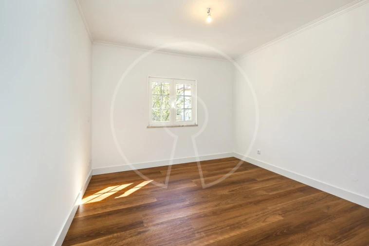 Apartamento T4 para Venda em Santa Maria e São Miguel, São Martinho, São Pedro Penaferrim Foto 16