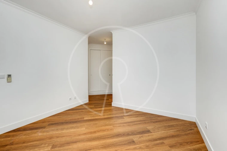 Apartamento T4 para Venda em Santa Maria e São Miguel, São Martinho, São Pedro Penaferrim Foto 22