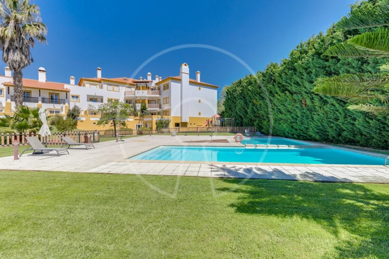 Apartamento T4 para Venda em Santa Maria e São Miguel, São Martinho, São Pedro Penaferrim Foto 1