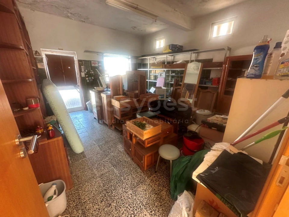 Moradia T7 para Venda em Valado dos Frades Foto 7