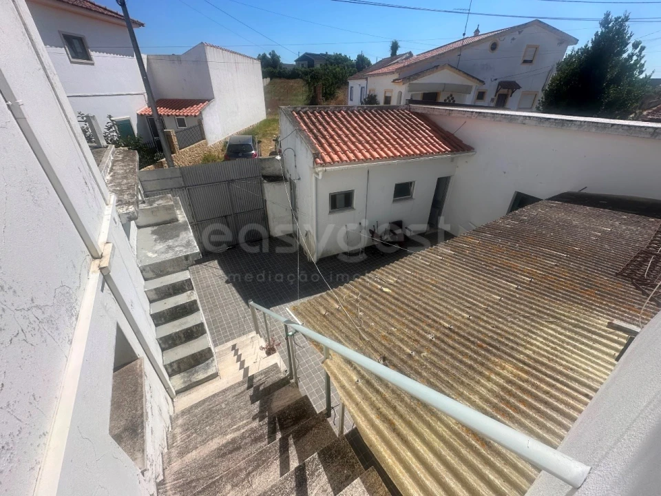 Moradia T7 para Venda em Valado dos Frades Foto 35