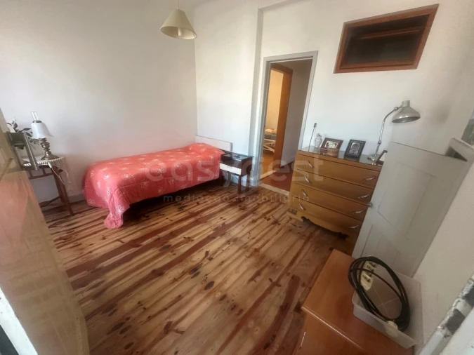 Moradia T7 para Venda em Valado dos Frades Foto 10