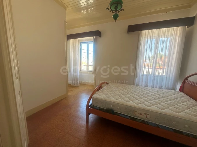 Moradia T7 para Venda em Valado dos Frades Foto 28