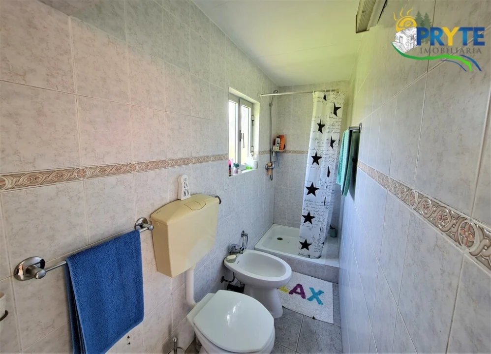 Moradia T4 para Venda em Alvares Foto 20