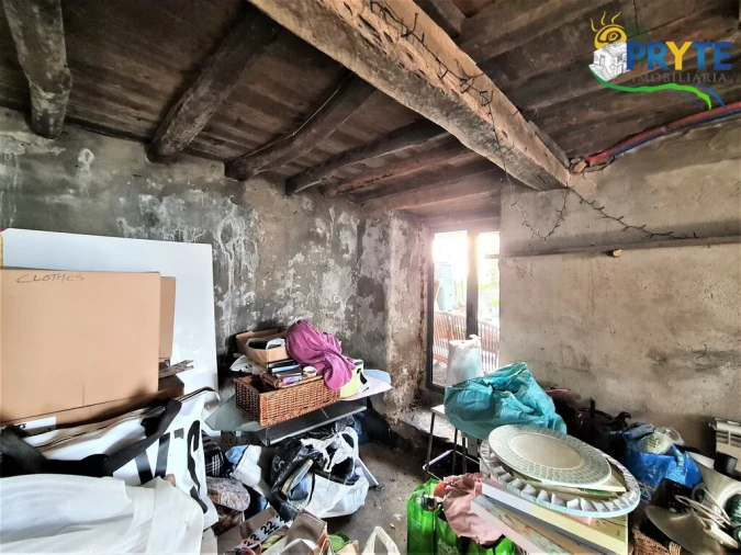 Moradia T4 para Venda em Alvares Foto 34