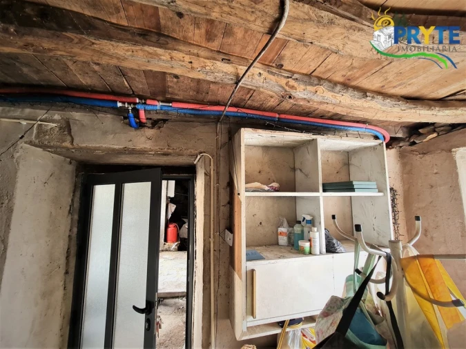 Moradia T4 para Venda em Alvares Foto 35