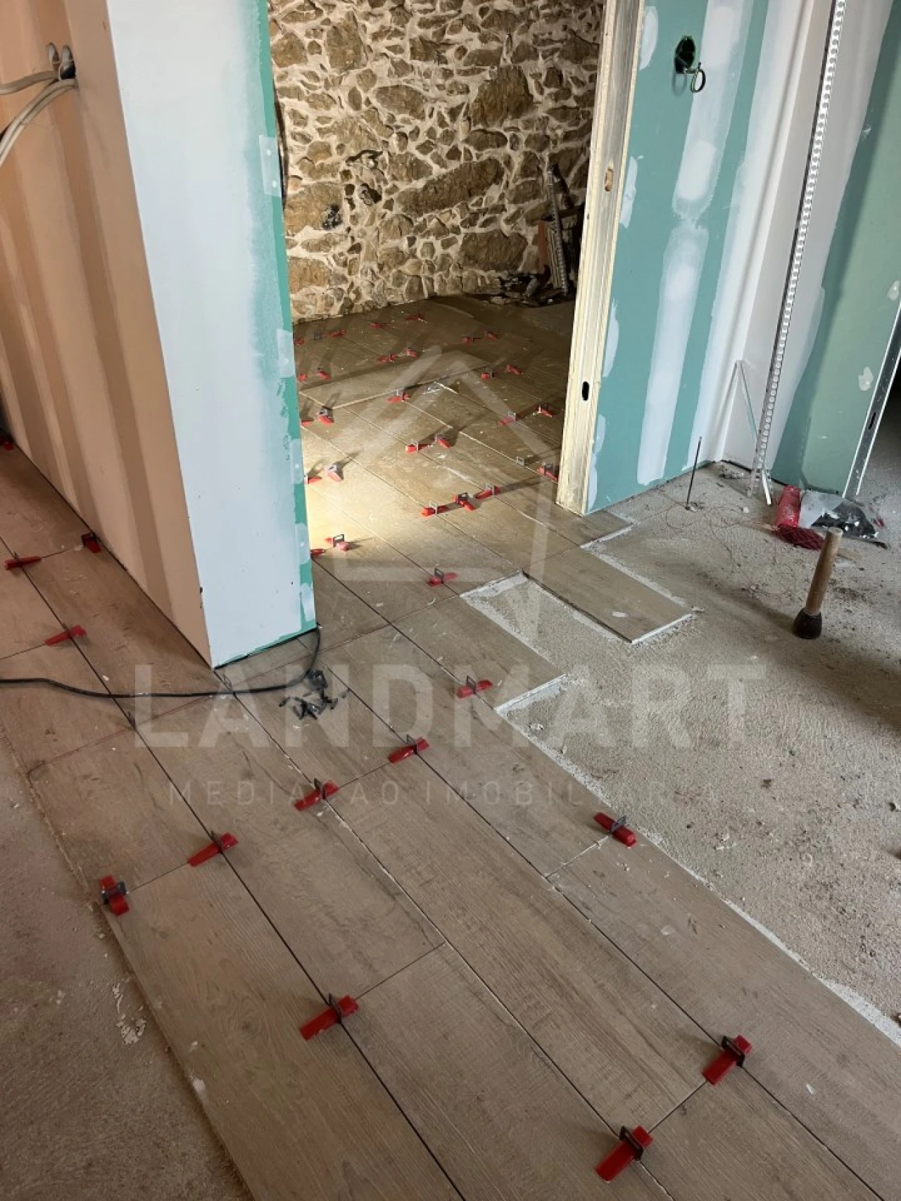 Moradia T3 para Venda em Turquel Foto 4