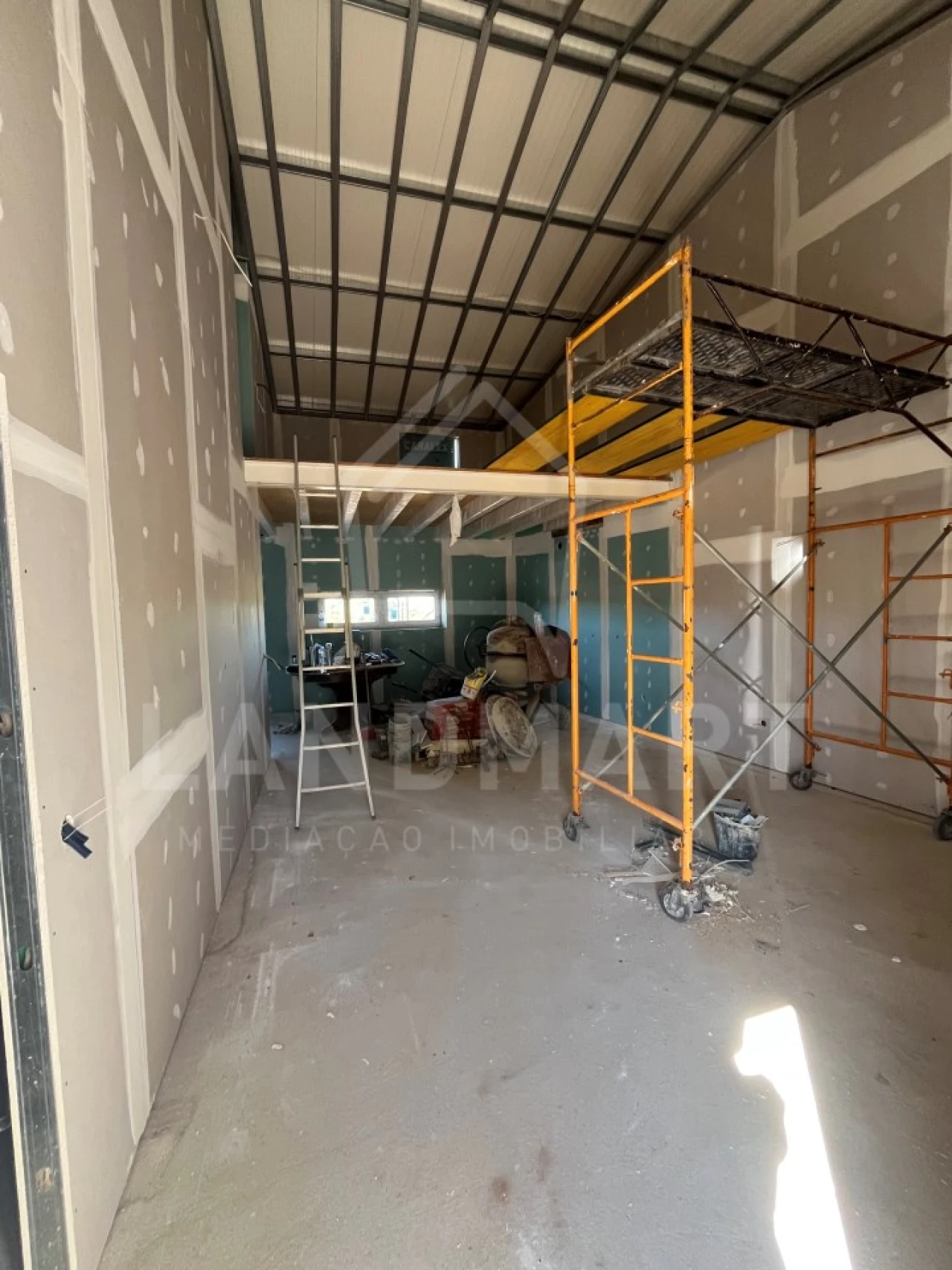 Moradia T3 para Venda em Turquel Foto 14