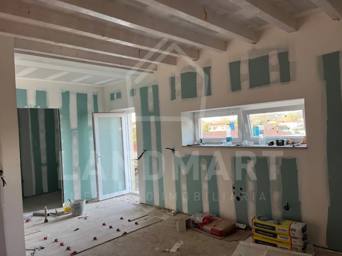 Moradia T3 para Venda em Turquel Foto 7