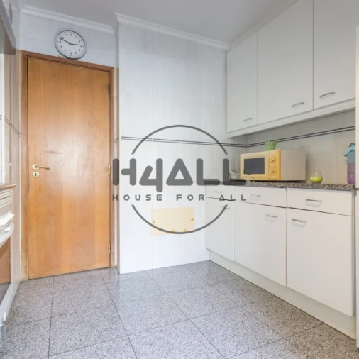 Apartamento T3 para Venda em Caparica e Trafaria Foto 13