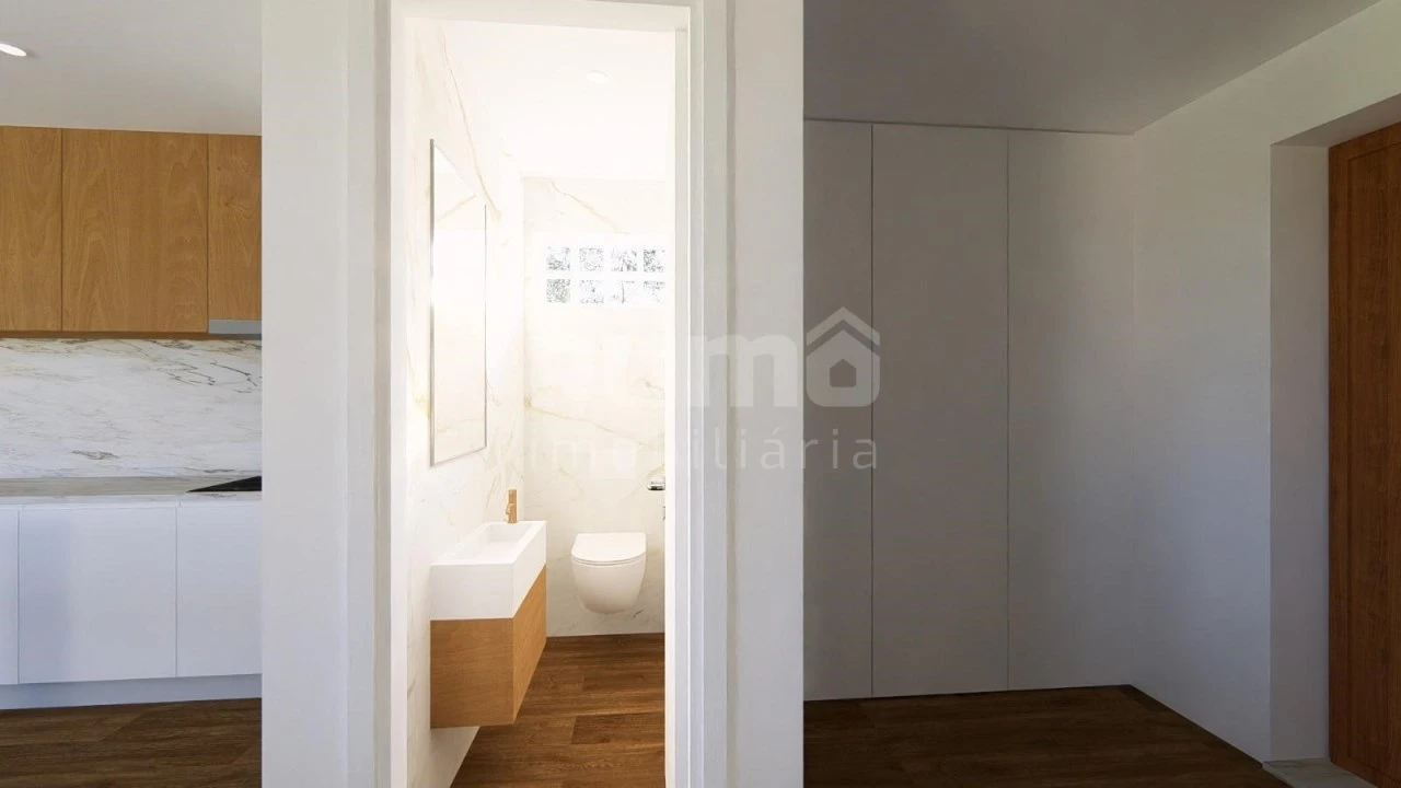 Moradia T5 para Venda em Castelo do Neiva Foto 18