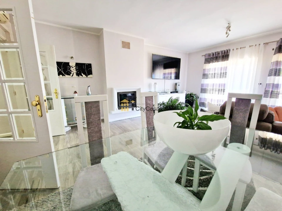 Apartamento T3 para Venda em Rio Tinto Foto 5