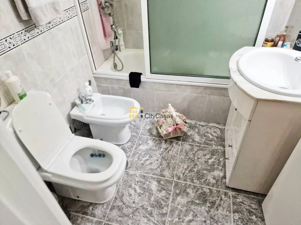 Apartamento T3 para Venda em Rio Tinto Foto 16