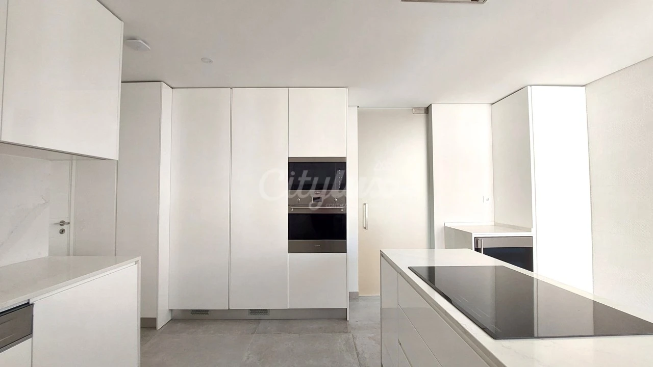 Apartamento T3 para Venda em Carcavelos e Parede Foto 11