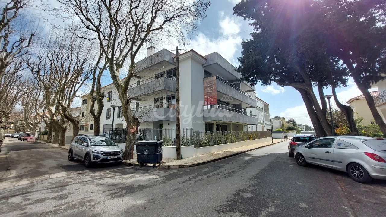 Apartamento T3 para Venda em Carcavelos e Parede Foto 39