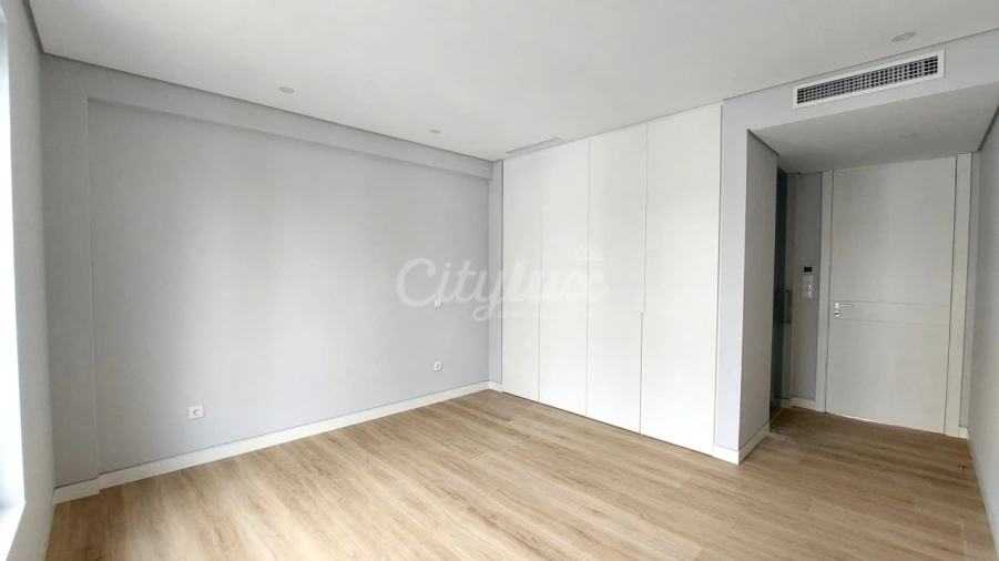 Apartamento T3 para Venda em Carcavelos e Parede Foto 29