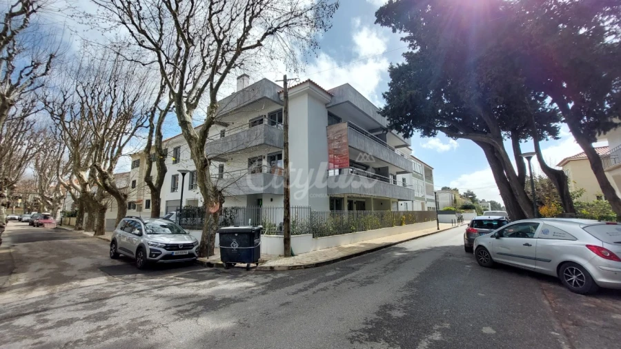 Apartamento T3 para Venda em Carcavelos e Parede Foto 39