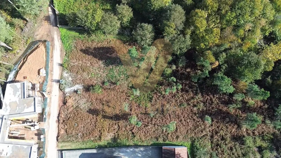 Terreno para Venda em Rebordões (Souto) Foto 10