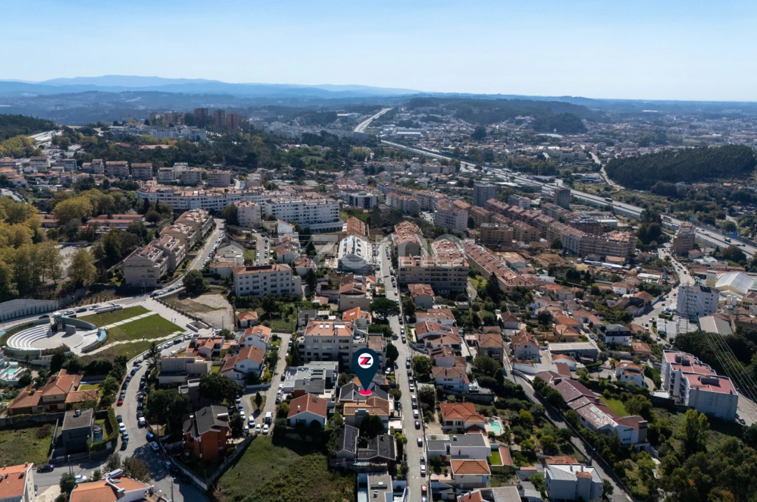 Moradia T4 para Venda em Mafamude e Vilar do Paraíso Foto 53