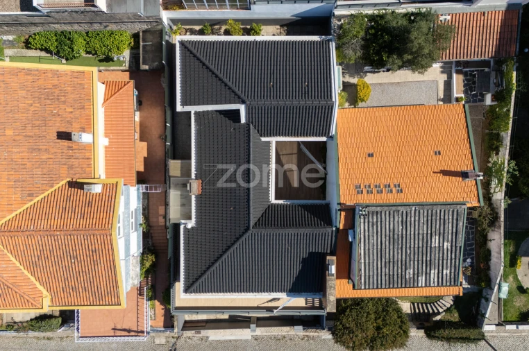 Moradia T4 para Venda em Mafamude e Vilar do Paraíso Foto 51