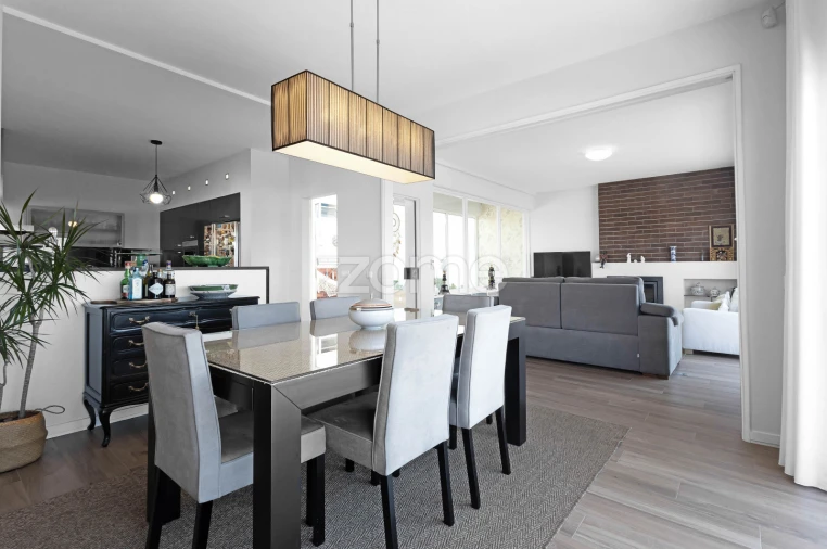 Moradia T4 para Venda em Mafamude e Vilar do Paraíso Foto 7