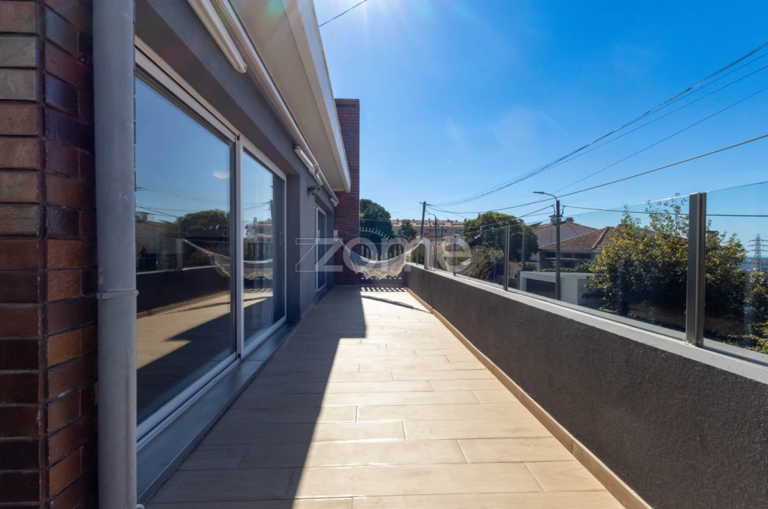 Moradia T4 para Venda em Mafamude e Vilar do Paraíso Foto 10