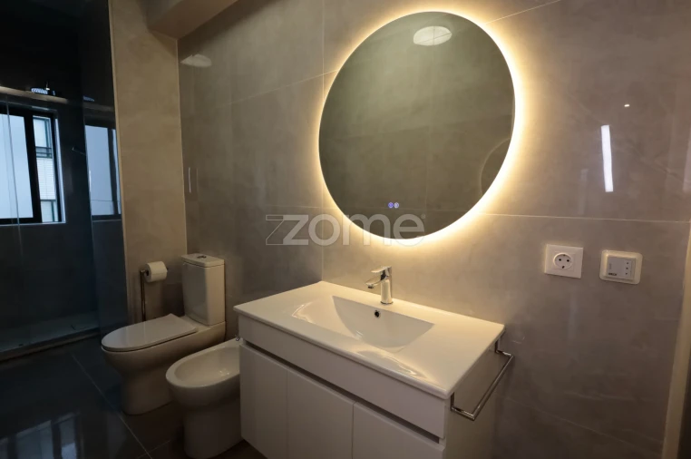 Apartamento T2 para Arrendamento em Mafamude e Vilar do Paraíso Foto 17