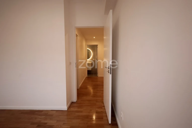 Apartamento T2 para Arrendamento em Mafamude e Vilar do Paraíso Foto 21