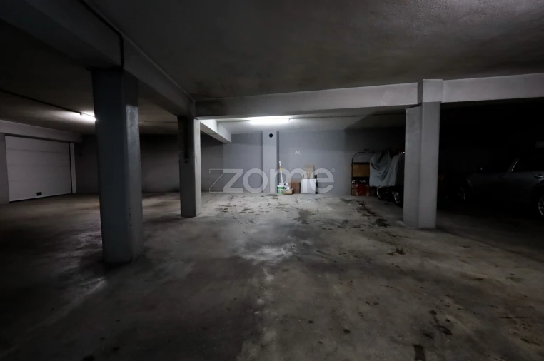 Apartamento T2 para Arrendamento em Mafamude e Vilar do Paraíso Foto 26