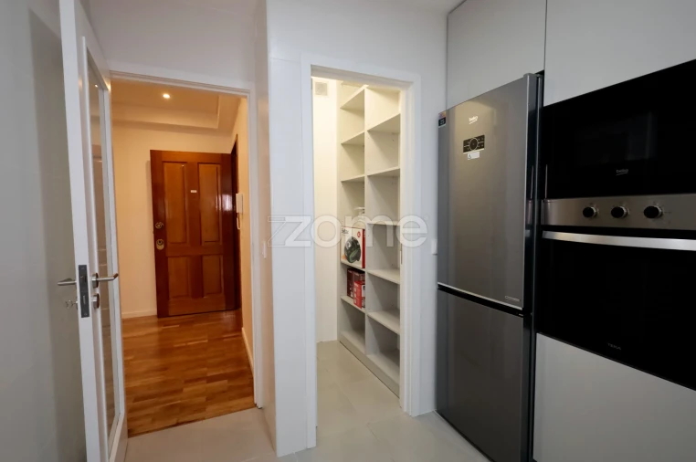 Apartamento T2 para Arrendamento em Mafamude e Vilar do Paraíso Foto 5