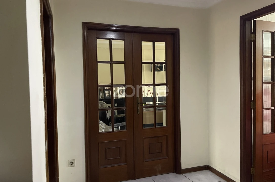 Apartamento T3 para Venda em Rebordosa Foto 3