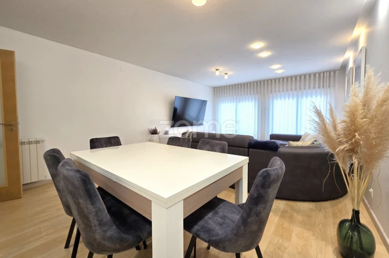 Apartamento T3 para Arrendamento em Leiria, Pousos, Barreira e Cortes