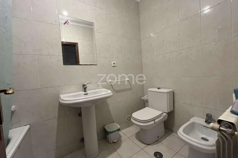 Apartamento T3 para Arrendamento em Leiria, Pousos, Barreira e Cortes Foto 11