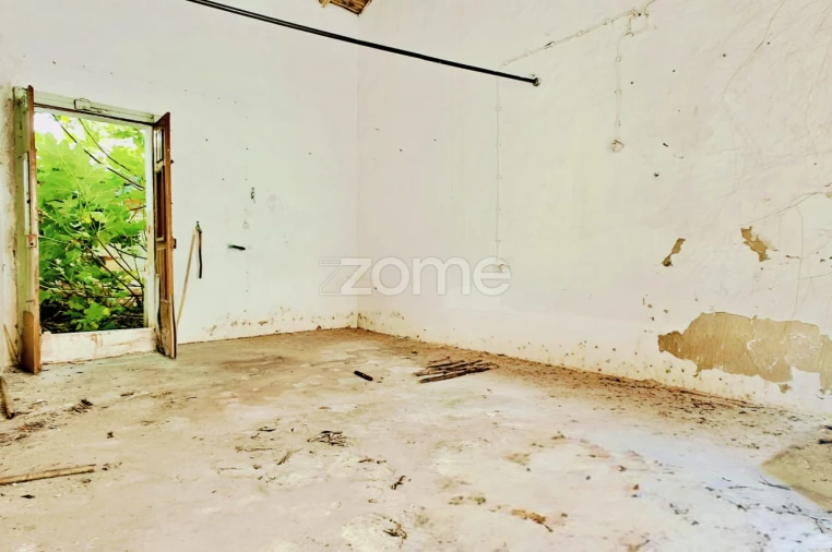 Terreno Comércio / Armazém para Venda em Armação de Pera Foto 7