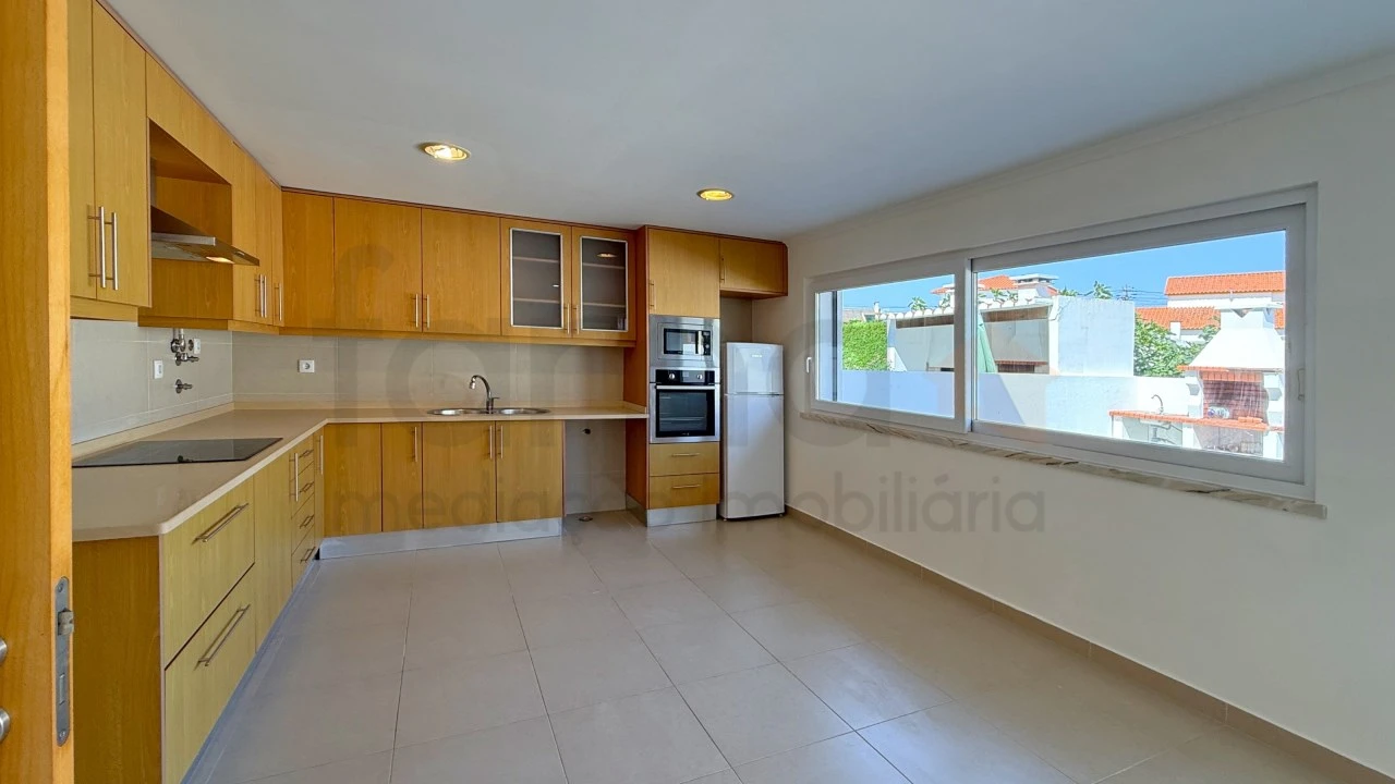 Moradia T3 para Arrendamento em Silveira Foto 15