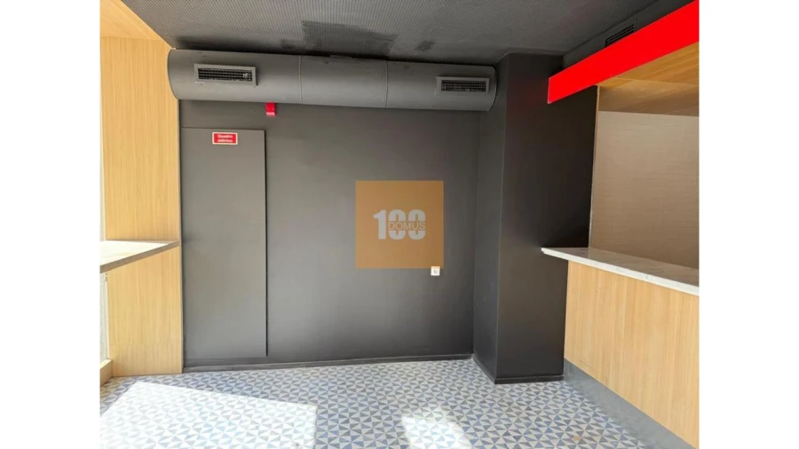 Negócio para Venda em Cedofeita, Santo Ildefonso, Sé, Miragaia, São Nicolau e Vitória Foto 7