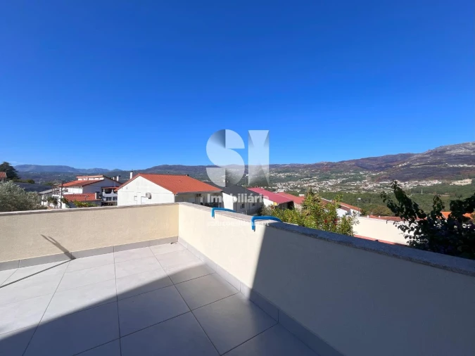 Moradia T4 para Venda em Nossa Senhora da Conceição, São Pedro e São Dinis Foto 9