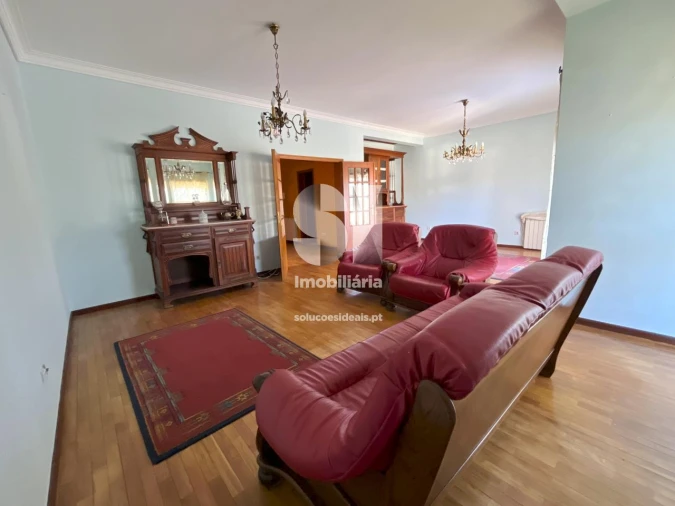 Moradia T4 para Venda em Nossa Senhora da Conceição, São Pedro e São Dinis Foto 10