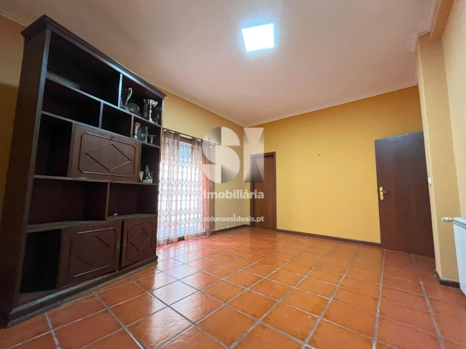 Moradia T4 para Venda em Nossa Senhora da Conceição, São Pedro e São Dinis Foto 31