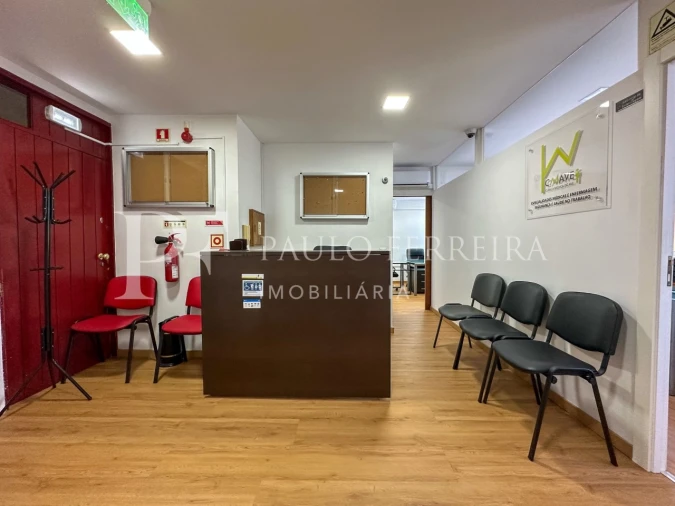 Escritório para Arrendamento em Vila Nova de Famalicão e Calendário Foto 3
