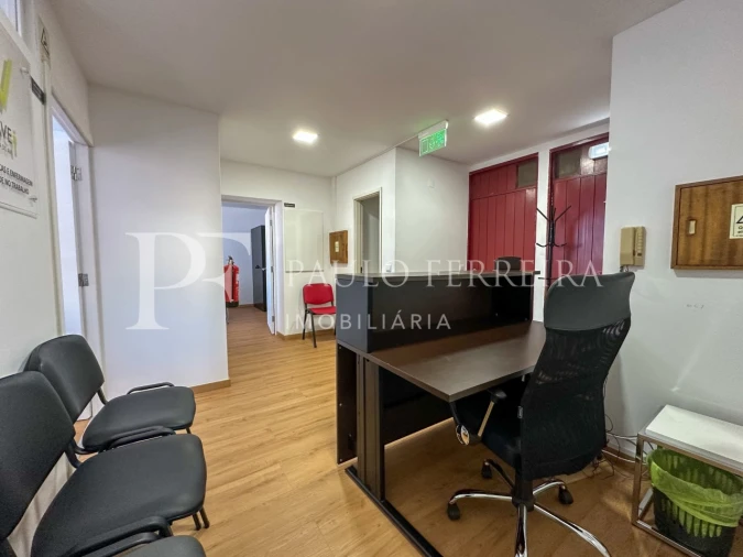 Escritório para Arrendamento em Vila Nova de Famalicão e Calendário Foto 4