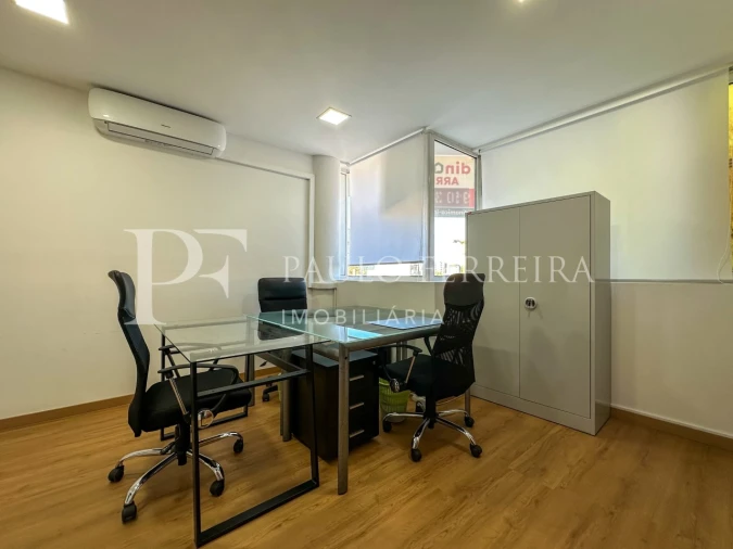 Escritório para Arrendamento em Vila Nova de Famalicão e Calendário Foto 6