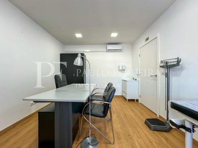 Escritório para Arrendamento em Vila Nova de Famalicão e Calendário Foto 10