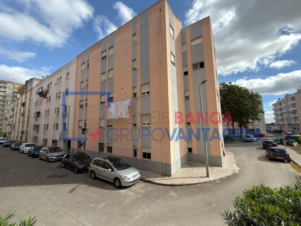 Apartamento T3 para Venda em Carregado e Cadafais Foto 5