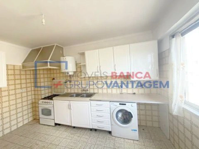Apartamento T3 para Venda em Carregado e Cadafais Foto 19