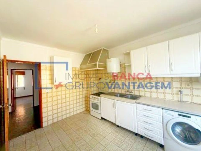 Apartamento T3 para Venda em Carregado e Cadafais Foto 29