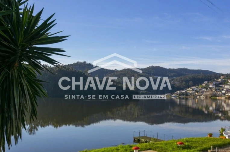 Moradia T3 para Venda em Melres e Medas Foto 1