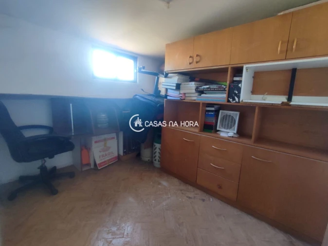 Moradia T6 para Venda em Alcabideche Foto 11