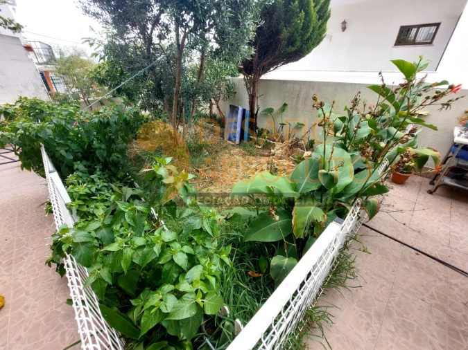 Moradia T4 para Venda em Laranjeiro e Feijó Foto 45